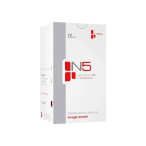Soluzione di ipoclorito di sodio al 5% N5 per irrigazione e disinfezione dei canali radicolari in endodonzia.